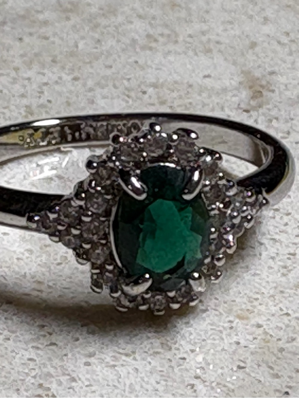K22 Emerald Green Halo Ring with White Accents - Women Jewelry